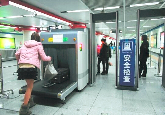 金屬探測安檢門為什么一般要和X光機配套使用？