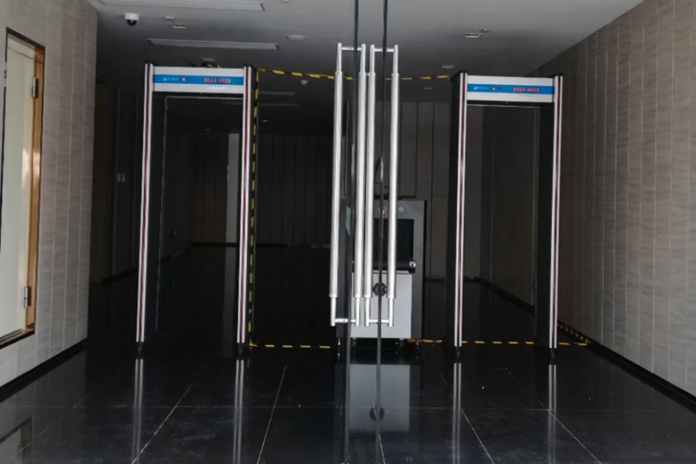 深圳市博攬英才對(duì)接會(huì)——維和時(shí)代安檢門(mén)廠家供應(yīng)金屬探測(cè)門(mén)[圖]