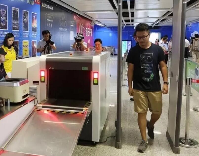 機(jī)場安檢門通道中害怕泄露隱私嗎？不用擔(dān)心